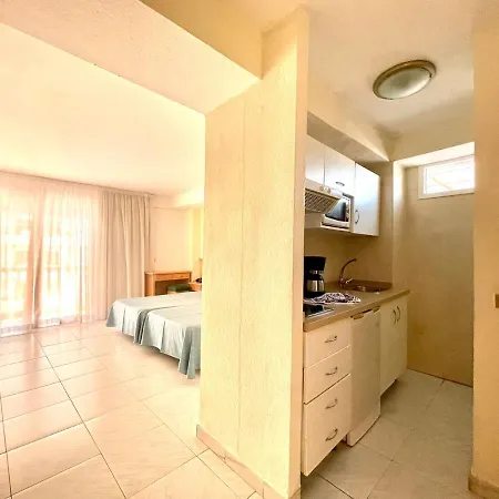 아파트 Studio With Balcony, Wifi And Rooftop Pool In Puerto De La Cruz 푸에르토 드 라 크루즈
